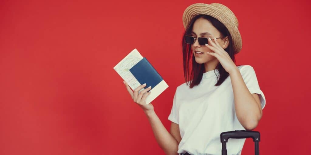 Prima di prenotare tieni d'occhio i documenti: l'importanza di verificare requisiti per passaporto e visto